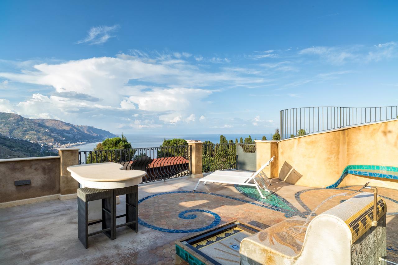 Medea Residence Appartamenti Vacanze Taormina Exterior photo