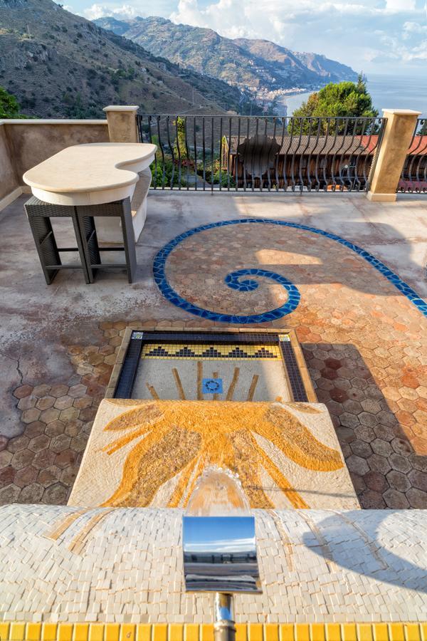 Medea Residence Appartamenti Vacanze Taormina Exterior photo